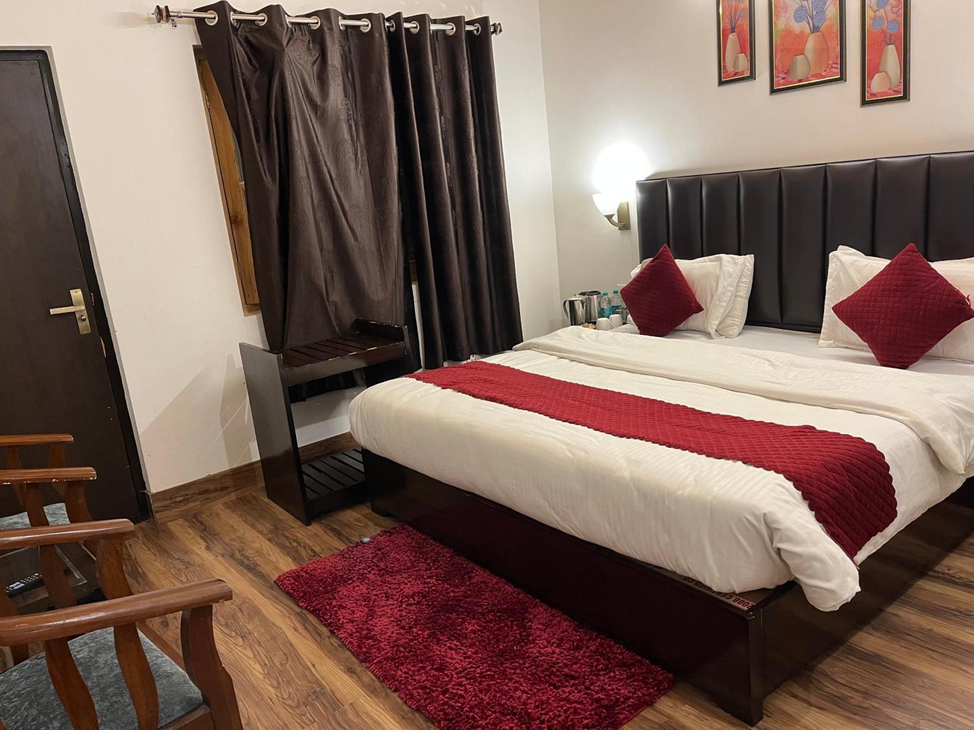 Cedar Woods Resort By Heyan Hotels Nainital Exteriér fotografie