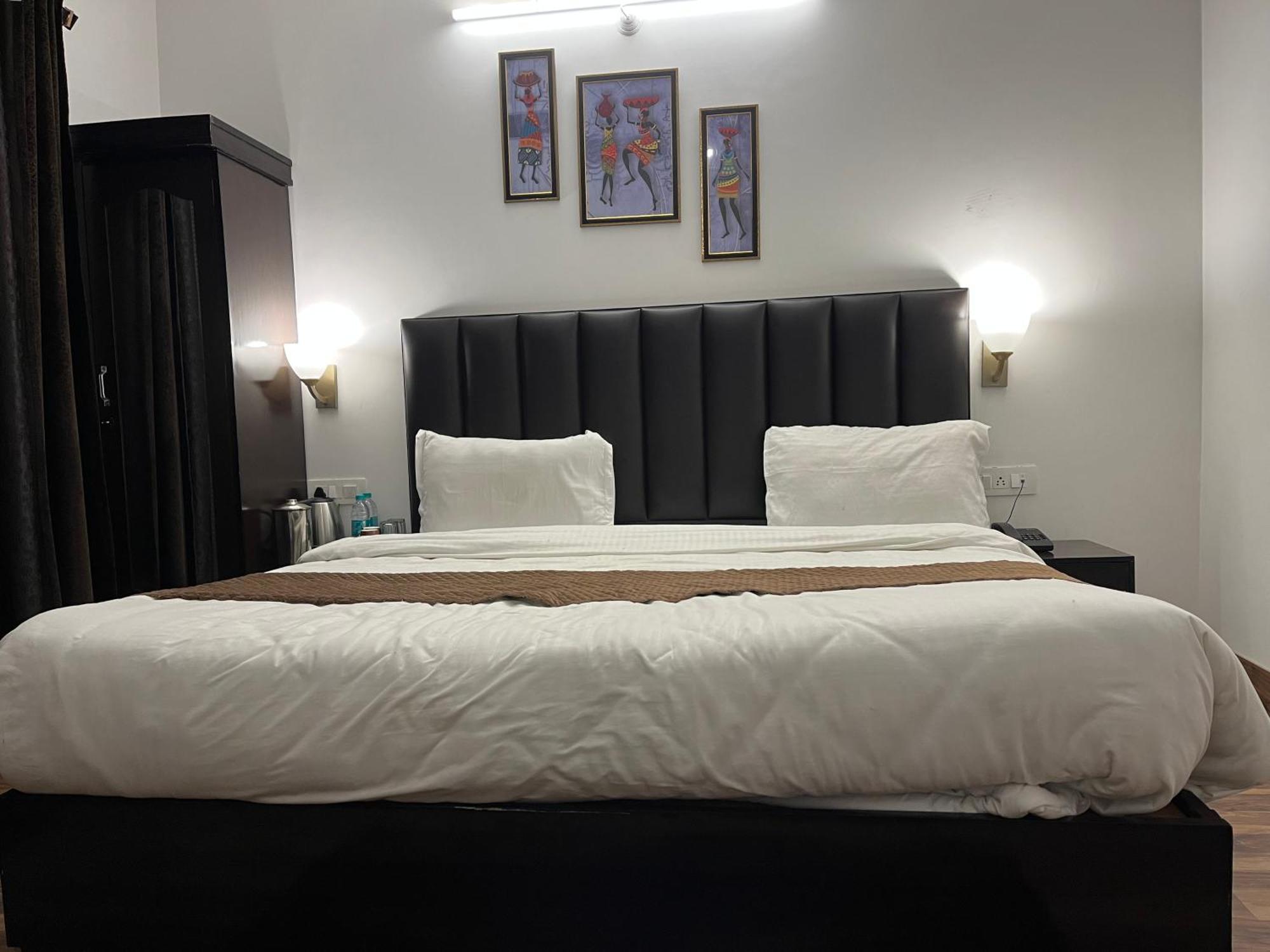 Cedar Woods Resort By Heyan Hotels Nainital Exteriér fotografie